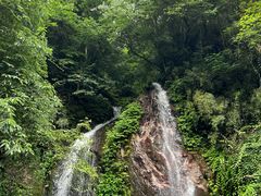 -西岭雪山大飞水景区