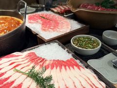 -三出山火锅(南京万象天地店)