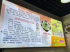 -丹水桥地锅鱼·翘嘴鲌·地方特色全鱼宴(丹江口大坝店)