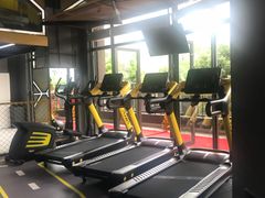 -可逸运动24小时健身