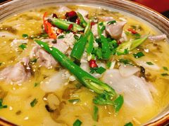 酸辣泡菜蹄花-十三式重庆江湖菜(金茂览秀城店)