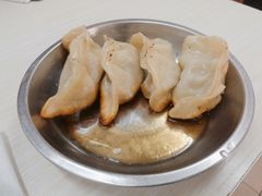 -黄阿姨锅贴大王(万航渡路店)