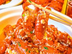 -肥肥虾庄·金牌油焖大虾(汉街SKP店)