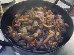 -胡须佬鸡煲四季火锅店(石厦西村直营店)