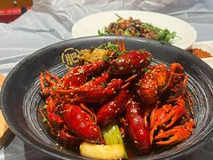 -肥肥虾庄·金牌油焖大虾(杨园滨江时代walk店)