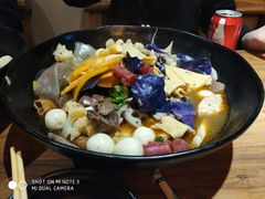 -万记麻辣烫国展总店