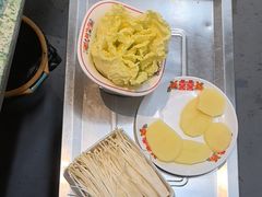 -肖婷姐大铁锅重庆火锅(南湖店)