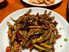 干煸四季豆-辣不二地道川菜(汉水路店)