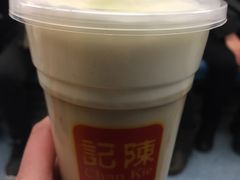 -陈记甜品窝(中山北路店)