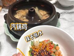 汽锅鸡-中8楼风尚云南菜(颐堤港店)