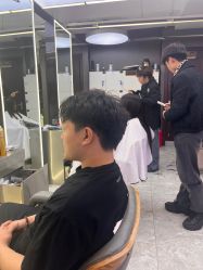 -藤野造型烫发染发