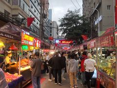 -正宁路小吃夜市