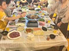 -玩坞轰趴馆·户外团建聚会主题生日派对馆(世豪广场店)