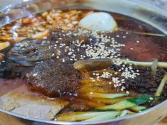 -24 新村雪浓汤(长白山烤肉店)