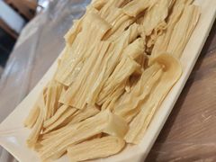 -霄汉牛三鲜湖北砂锅菜(万松园2店)