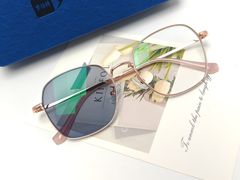 -罗伯特眼镜·蔡司官方授权(罗湖国贸店)