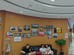 -雅悦齿科(顾村公园店)