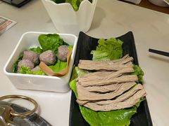 -左庭右院鲜牛肉火锅(浦江欢乐颂店)