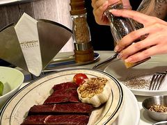 -MONICH牛排融合餐厅(和义大道购物中心店)