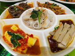 小吃五拼-令氏家外家周秦食府(高新店)
