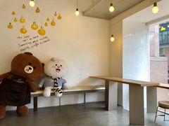 -顶东面包花园·生日蛋糕(世博店)