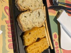 餐前面包棍-安妮意大利餐厅(国贸店)