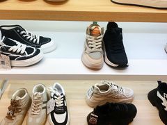 -hotwind热风(世纪东方广场店)