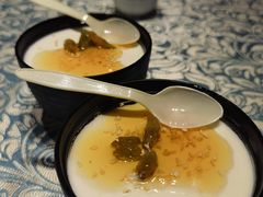 哈萨克酸奶-巴扎美食·新疆菜·西域歌舞表演餐厅(新疆大厦店)