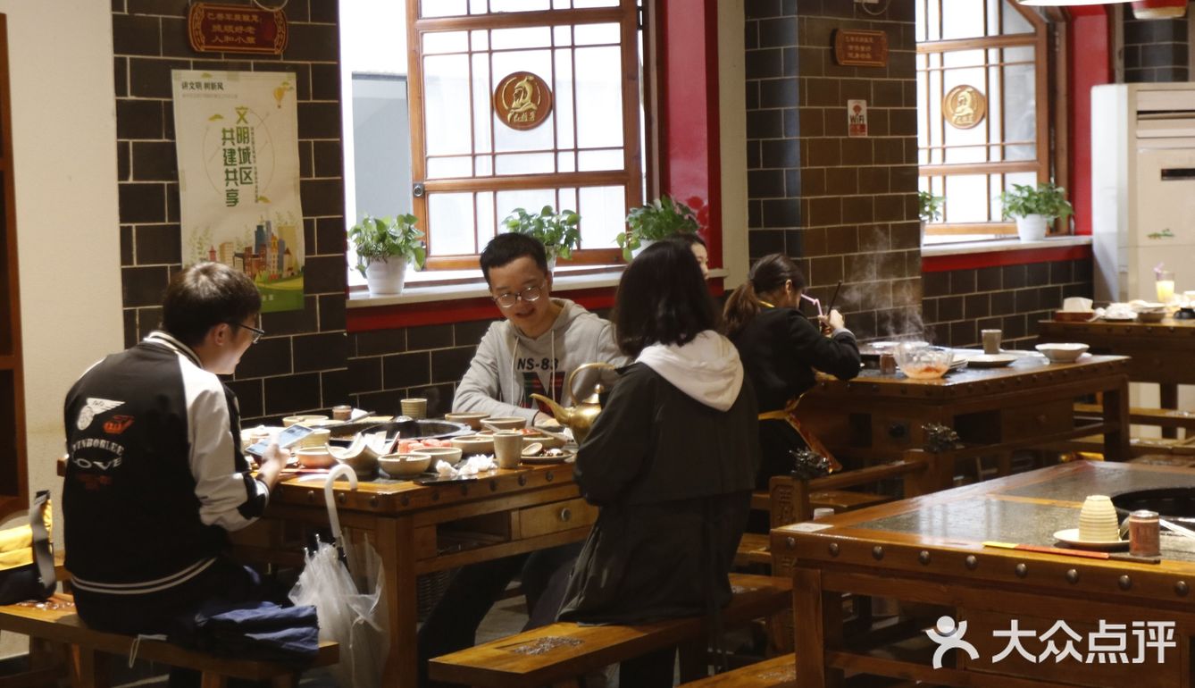 重庆探店｜新鲜又美味的火锅，谁不爱