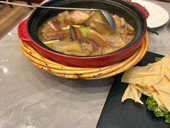 -侬佳蒸菜馆(听潮店)