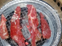 -山川小町·极番烧肉(新地假日广场店)