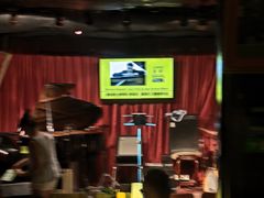 -东岸Cafe 爵士俱乐部