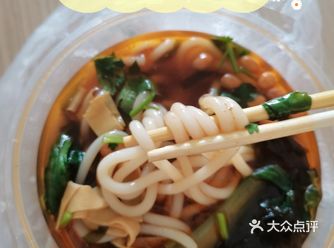 每周都在老潼关肉加馍店里点外卖，今天店里蛋加馍