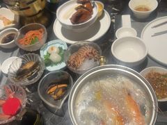 -半岛翡丽海鲜自助餐厅(观风亭店)