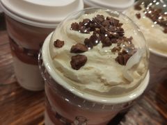 幽兰拿铁-茶颜悦色(金茂览秀城LG层外街店)