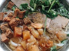 -花溪牛肉粉(八鸽岩店)