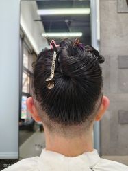 -FRIDAY星期五专业美发沙龙