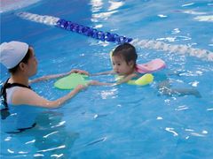 -乐悠游亲子游泳俱乐部