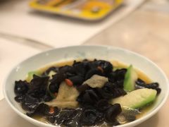 -港丽餐厅(高德置地店)