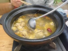 五指毛桃石橄榄鸡煲-金龙·打边炉(南京西路店)