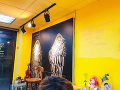 -志龙皇冠吃货椰子铺