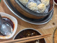 -清真老铁家灌汤包