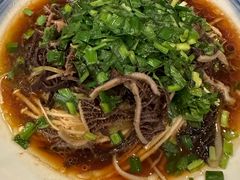 -鑫巴蜀小镇 · 水煮鱼专研店(玉桥店)