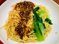 馓子干拌豌豆面-成都米粉串串钵钵鸡(阜通店)
