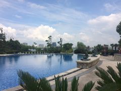 -上海滴水湖皇冠假日酒店