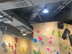 -ROCKPLUS攀岩馆(环宇城店)