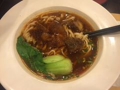 -康师傅私房牛肉面(马泉营奥莱店)