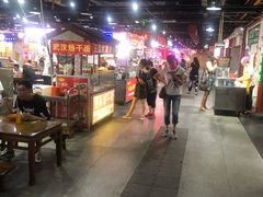 大堂-食上东新街美食街区(民乐新都会店)