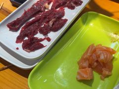 -养牛邓·潮汕牛肉海鲜自助火锅(广州店)