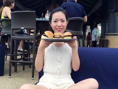 -Sunset Bar(丹绒亚路香格里拉店)
